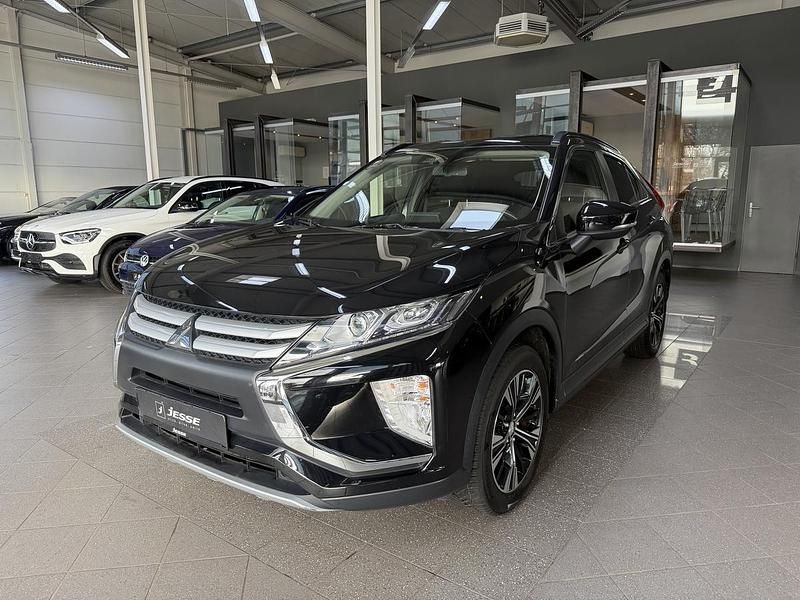 Schwarz metallic Gebraucht 2019 Mitsubishi Eclipse Cross Diamant Edition SUV | 16.890 € (Fairer Preis) - Bild 1/4