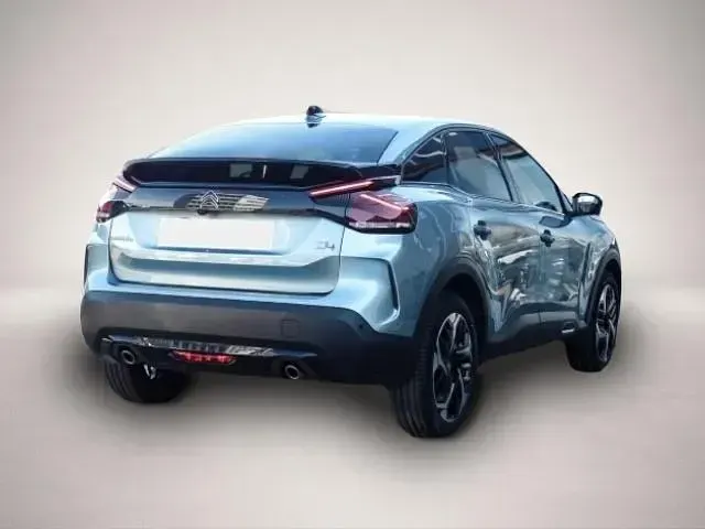 Gebraucht Citroën C4 Shine 131 PS (96 kW) 2023 Manufacturer SUV