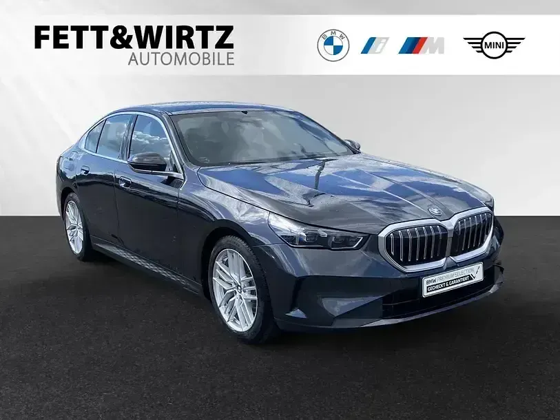 Gebraucht BMW 530e Comfort Edition 299 PS (219 kW) 2024 Limousine