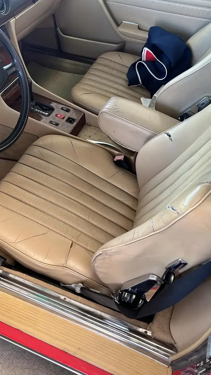Gebraucht Mercedes 560 230 PS (169 kW) 1989 Rot Cabrio