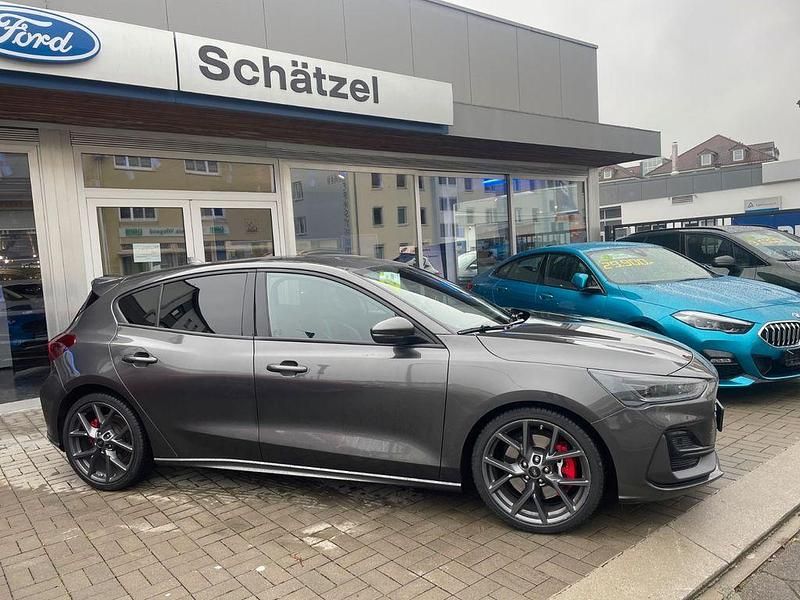 Gebraucht Ford Focus ST 280 PS (205 kW) 2023 Grau Limousine