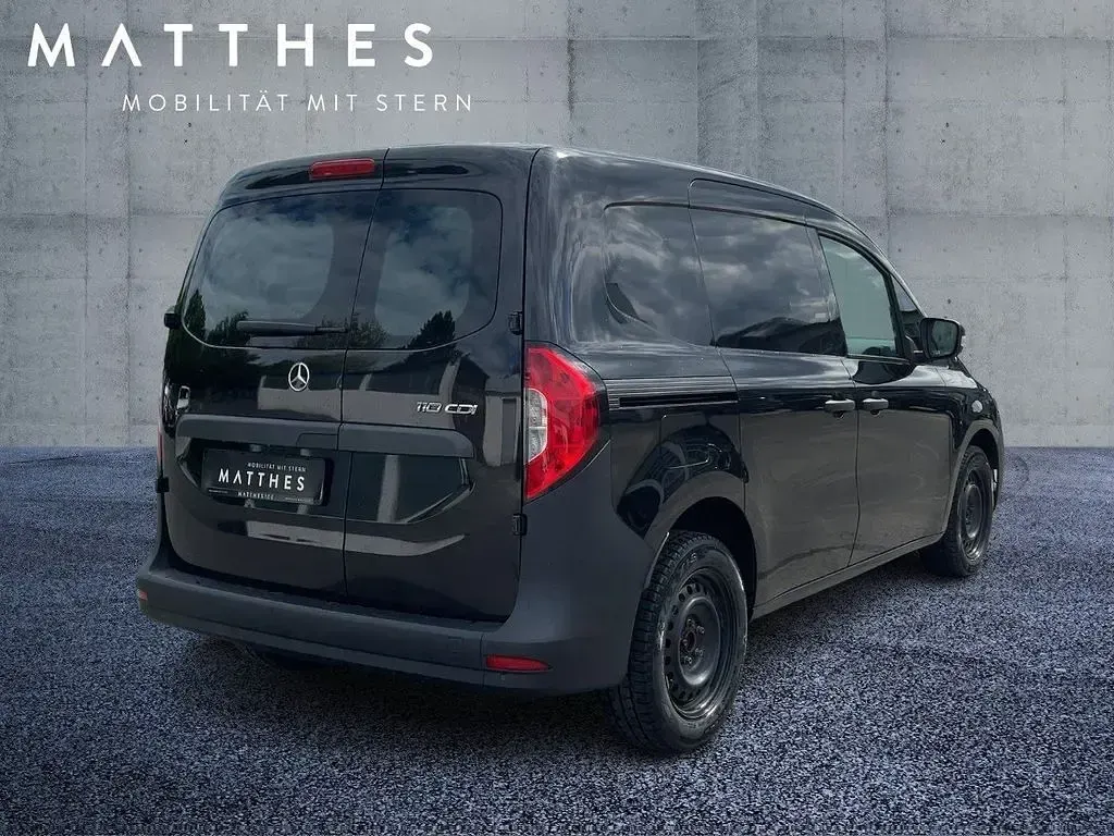 Gebraucht Mercedes Citan 110 95 PS (69 kW) 2022 Schwarz Van / Kleinbus