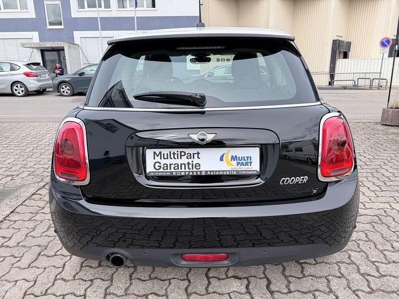 Gebraucht Mini Cooper 136 PS (100 kW) 2015 Schwarz Kleinwagen