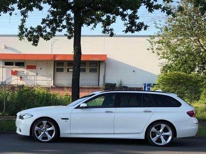 Weiß Gebraucht 2015 BMW 525 M Sport Kombi | 18.000 € (Superpreis) - Bild 1/1