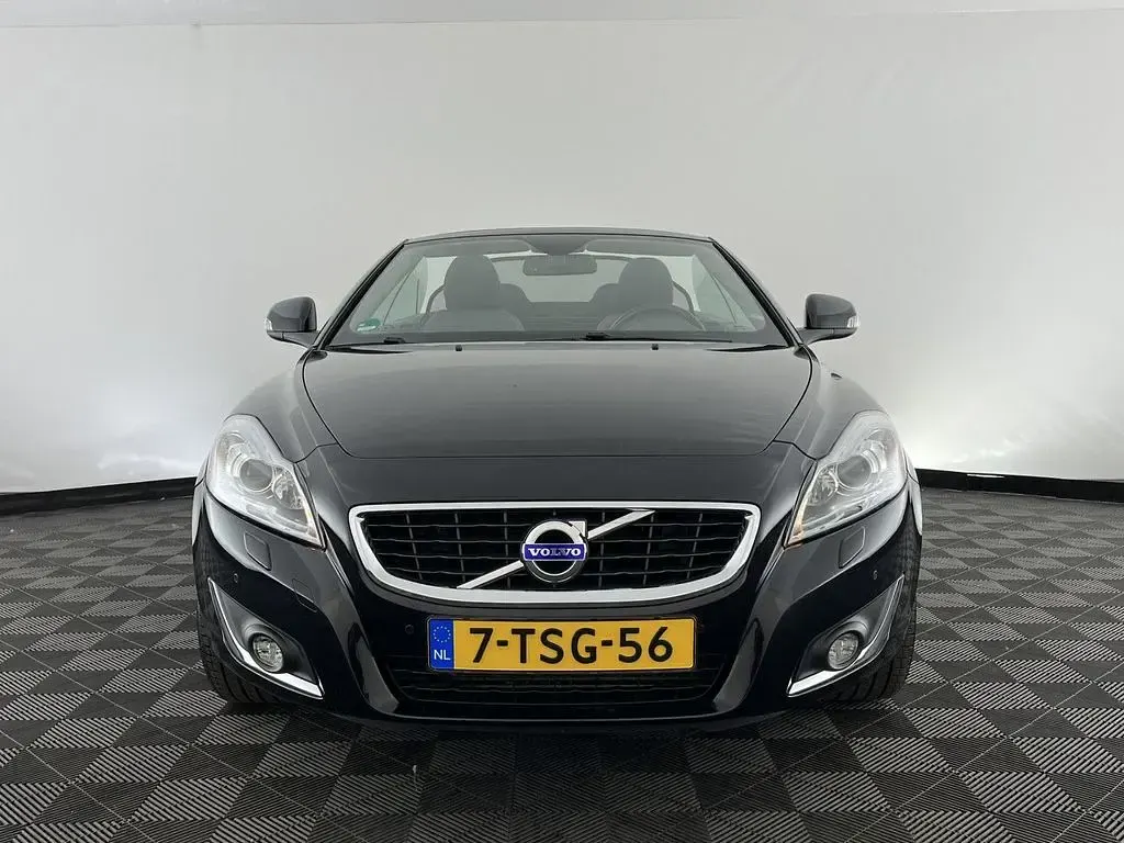 Occasion Volvo C70 Summum 150 ch (110 kW) 2012 Noir Cabriolet