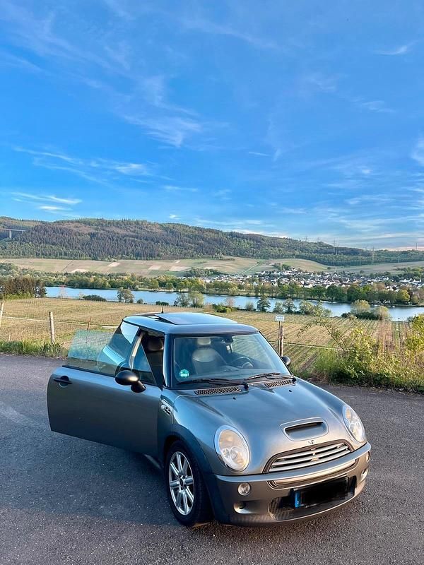 Usata Mini Cooper S 163 CV (119 kW) 2003 Grigio Utilitaria