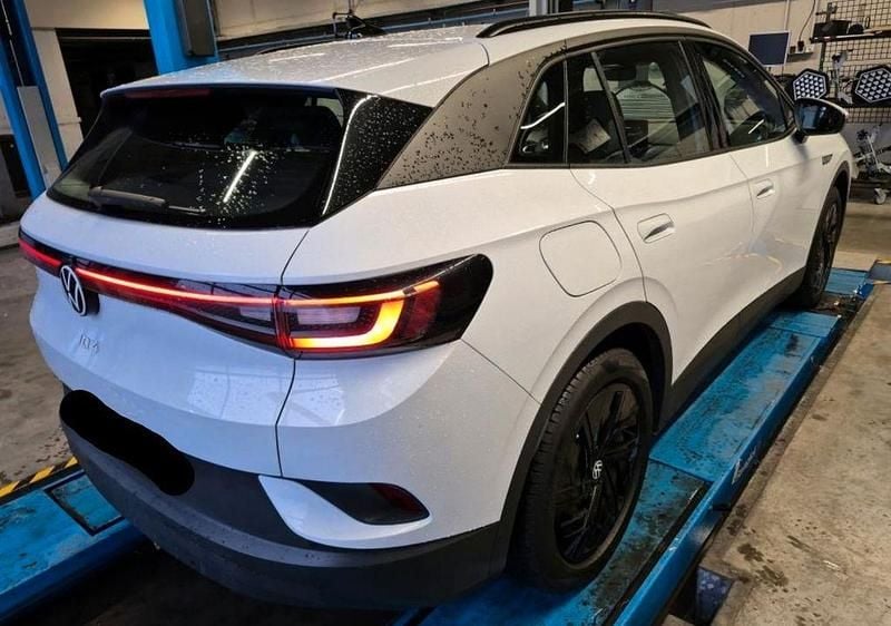 Gebraucht VW ID.4 Pro Performance 150 kW (204 PS) 2021 Gletscherweiß (metallic) SUV