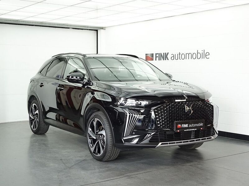 Schwarz Gebraucht 2024 DS Automobiles DS7 Crossback Opera SUV | 32.990 € (Fairer Preis) - Bild 1/2