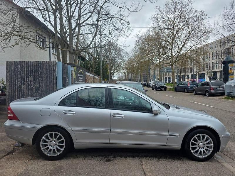 Gebraucht Mercedes C200 Elegance 163 PS (119 kW) 2000 Silber Limousine