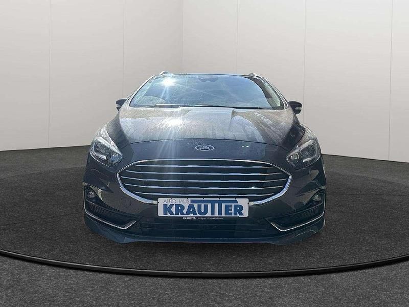 Gebraucht Ford S-MAX Titanium 190 PS (139 kW) 2022 Magneticgrau (metallic) Van / Kleinbus