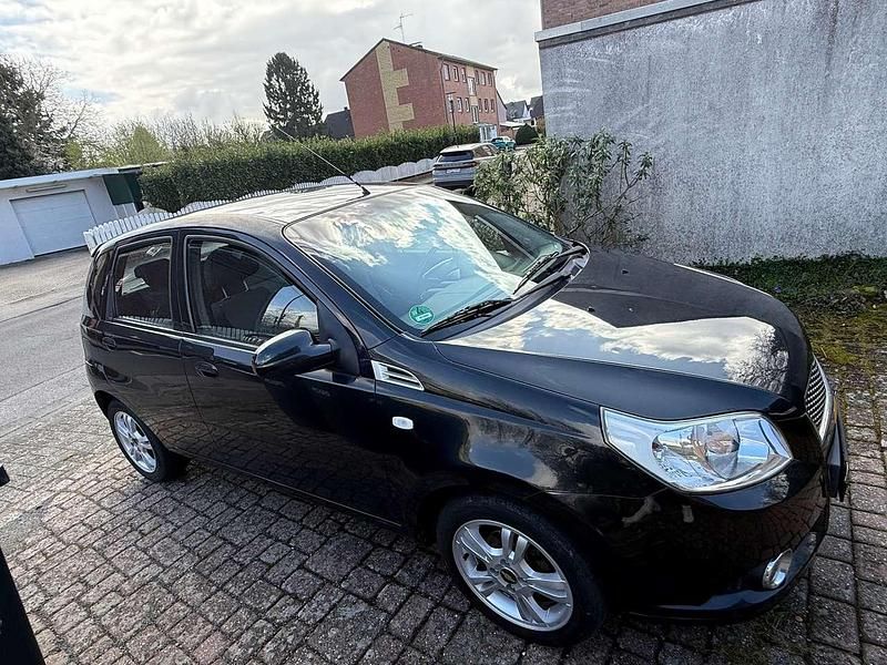 Gebraucht Chevrolet Aveo LT 101 PS (74 kW) 2009 Schwarz Limousine