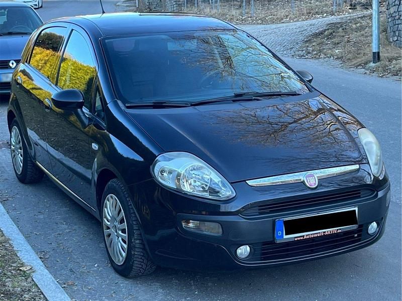 Gebraucht Fiat Punto Evo Dynamic 69 PS (50 kW) 2011 Schwarz Kleinwagen
