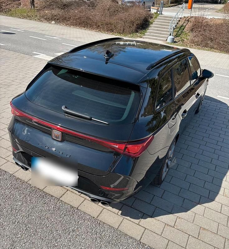 Gebraucht Cupra Leon 300 PS (220 kW) 2023 Schwarz Kombi