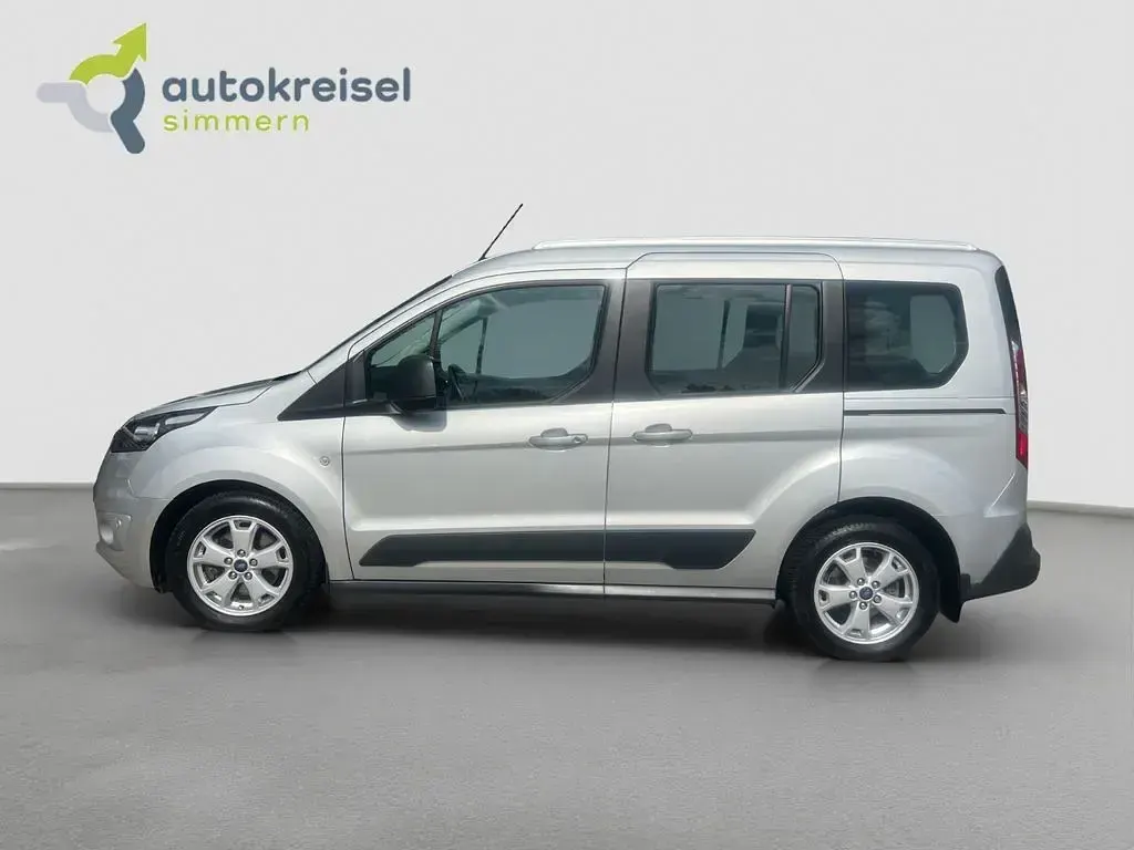 Gebraucht Ford Tourneo Connect 150 PS (110 kW) 2016 Silber Van / Kleinbus