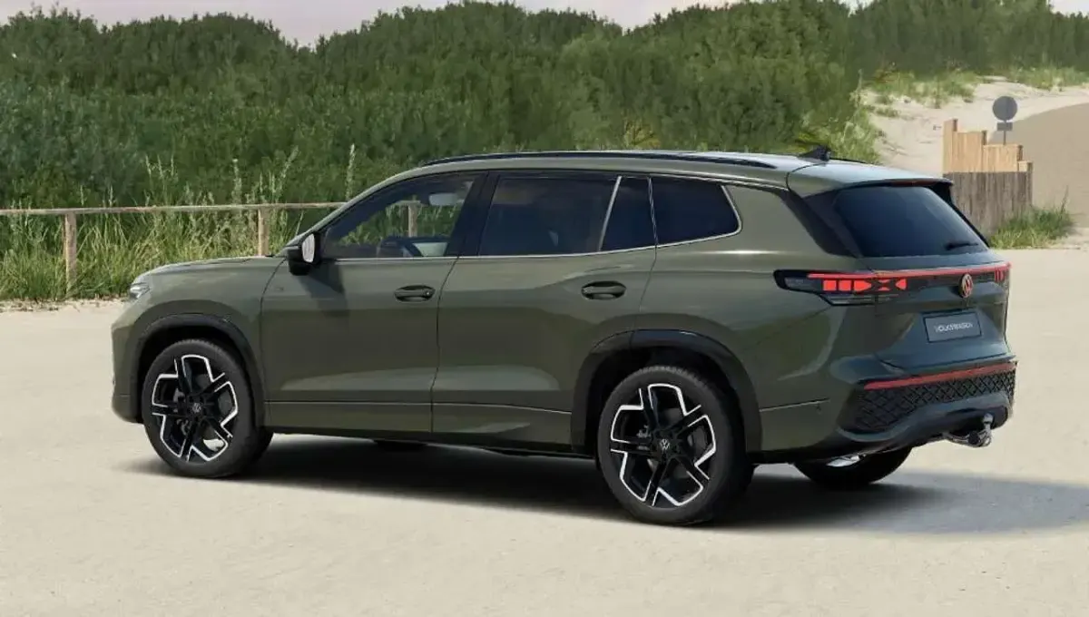 Gebraucht VW Tayron R-line 193 PS (141 kW) 2025 Grün SUV