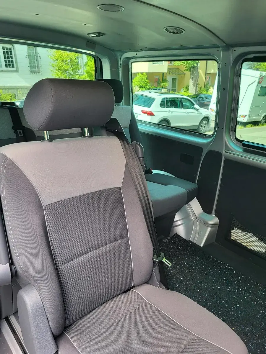Gebraucht VW Multivan 125 PS (91 kW) 2007 Silber Van / Kleinbus