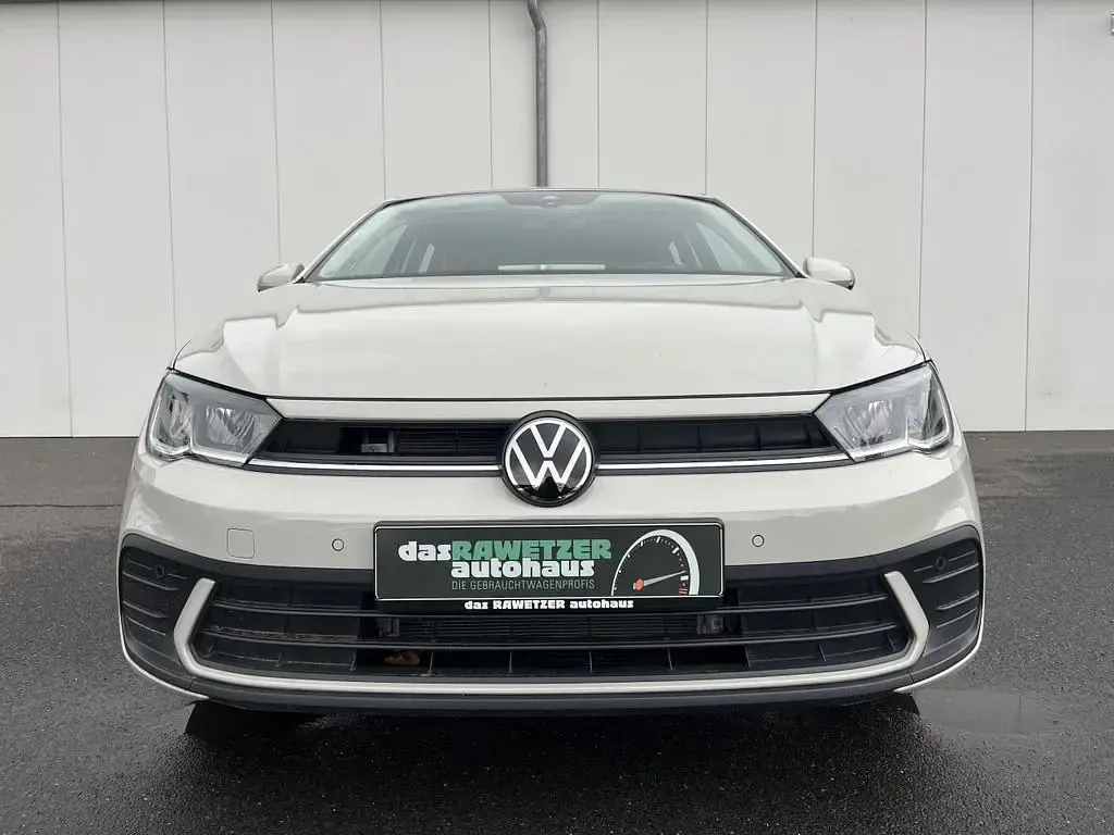 Gebraucht VW Polo Life 95 PS (69 kW) 2024 Ascotgrau Kleinwagen
