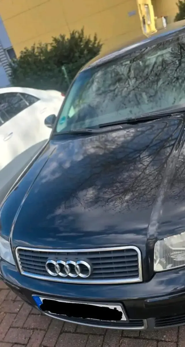 Gebraucht Audi A4 130 PS (95 kW) 2004 Schwarz Limousine
