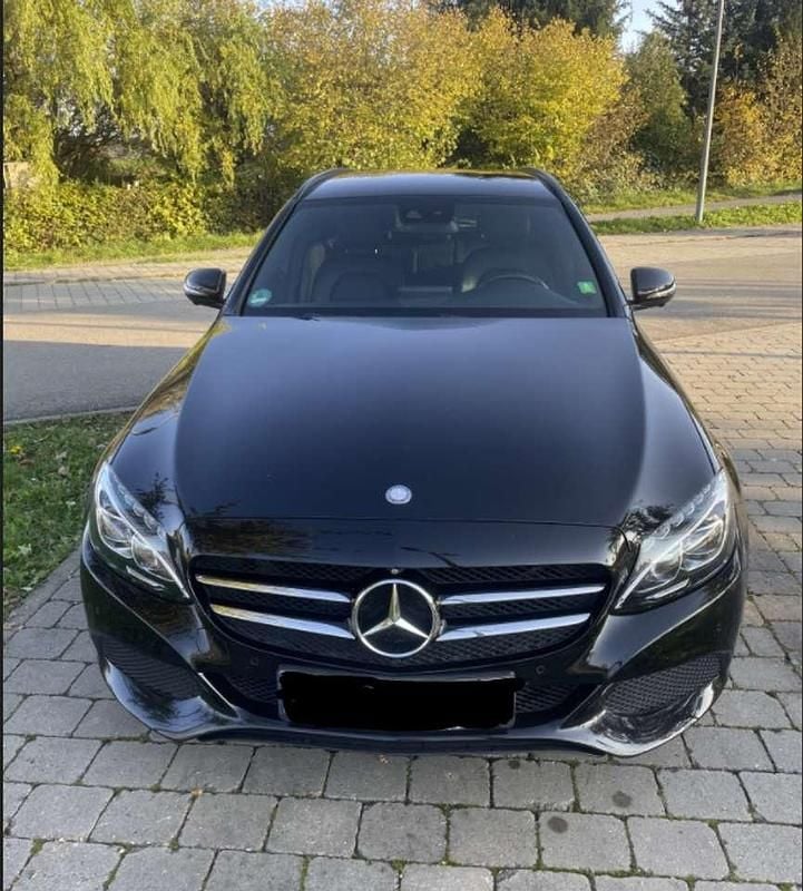 Schwarz Gebraucht 2015 Mercedes C180 Kombi | 14.999 € (Guter Preis) - Bild 1/4