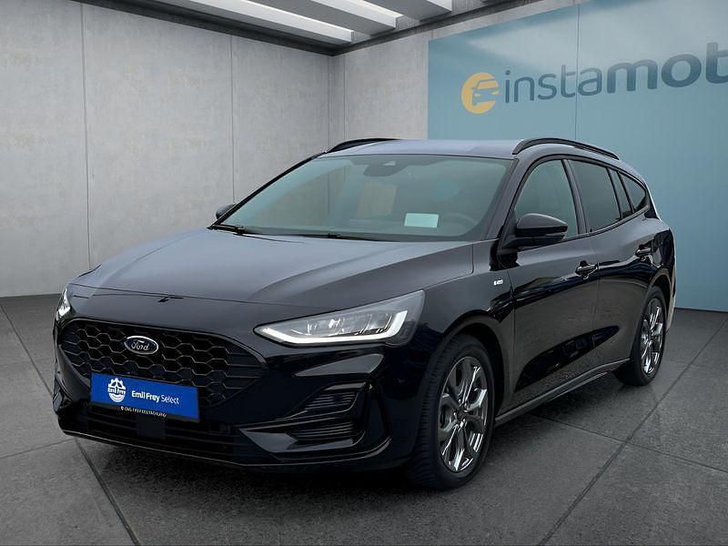 Schwarz Gebraucht 2023 Ford Focus Kombi | 22.649 € (Fairer Preis) - Bild 1/4