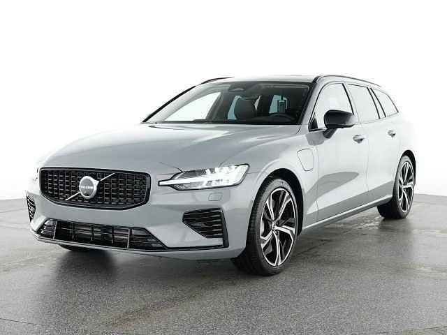 Gebraucht 2025 Volvo V60 Kombi | 49.990 € (Teuer) - Bild 1/4