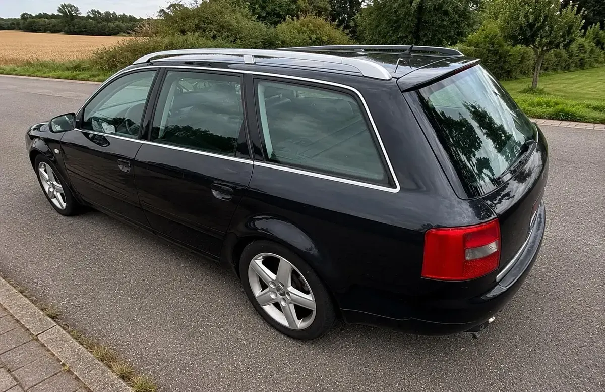 Gebraucht Audi A6 180 PS (132 kW) 2003 Schwarz Kombi