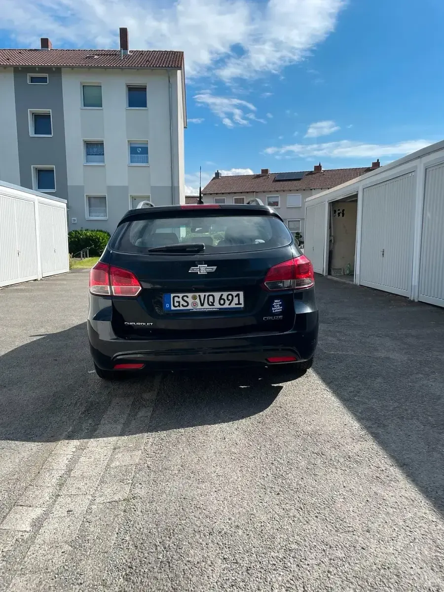 Gebraucht Chevrolet Cruze 140 PS (102 kW) 2012 Schwarz Kombi