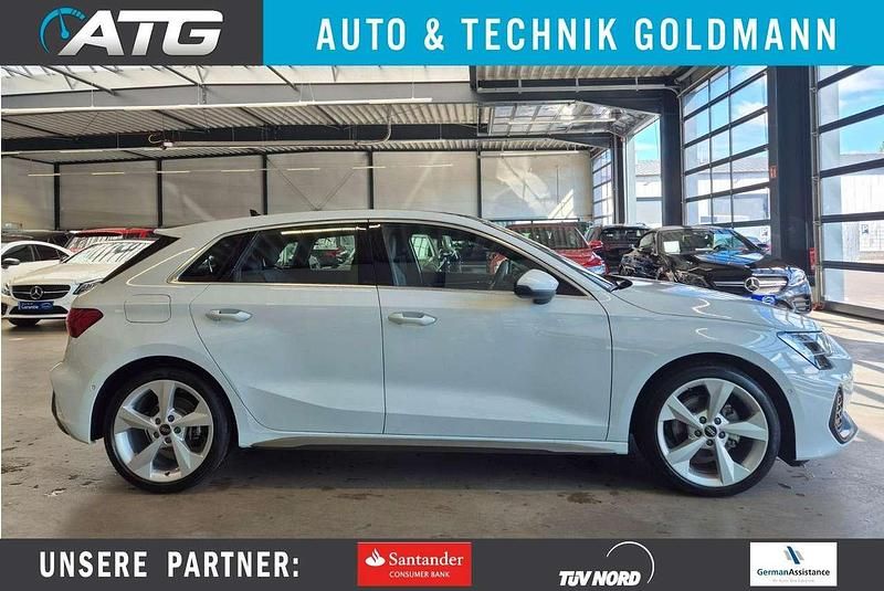 Gletscher weiß Gebraucht 2024 Audi A3 Sportback S-Line Limousine | 34.490 € (Superpreis) - Bild 1/4