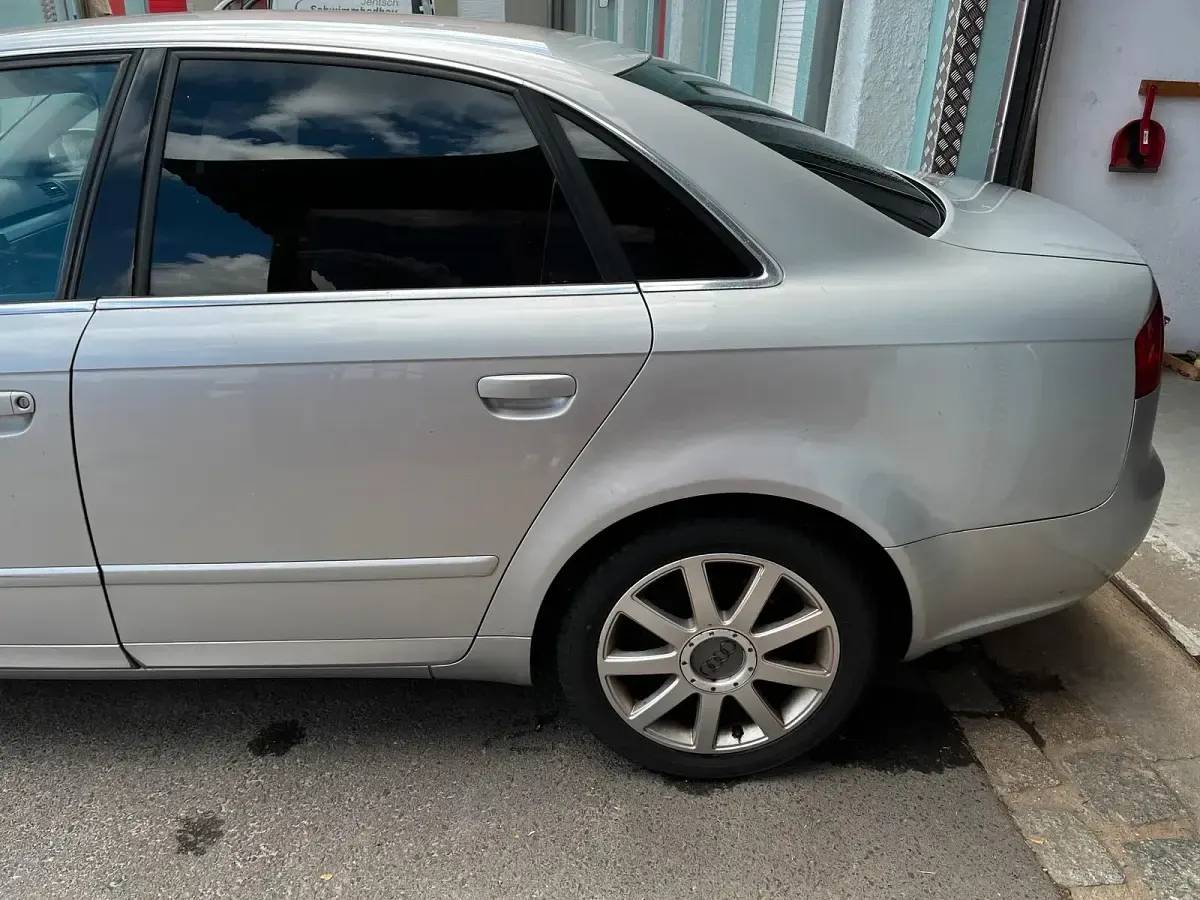 Gebraucht Audi A4 163 PS (119 kW) 2005 Silber Limousine