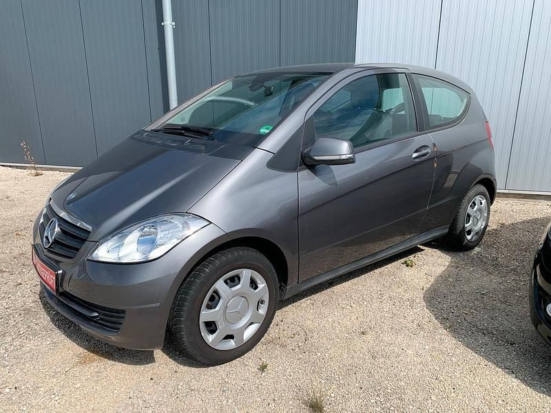 Grau Gebraucht 2008 Mercedes A150 Kleinwagen | 7.999 € (Etwas zu teuer) - Bild 1/4