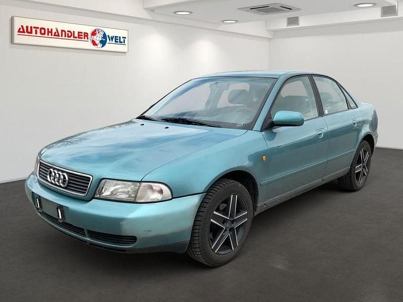 Gebraucht Audi A4 101 PS (74 kW) 1998 Blau Limousine