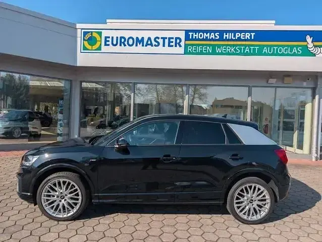 Gebraucht Audi Q2 S-Line 150 PS (110 kW) 2019 Schwarz SUV
