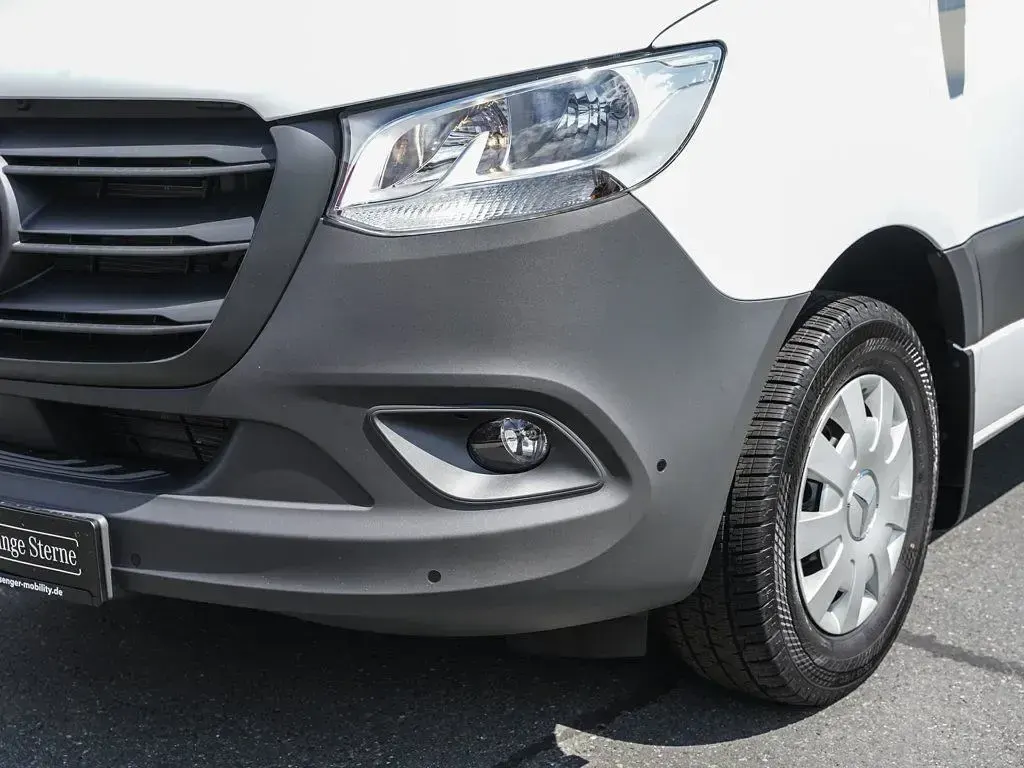 Gebraucht Mercedes Sprinter 150 PS (110 kW) 2025 Weiß Van