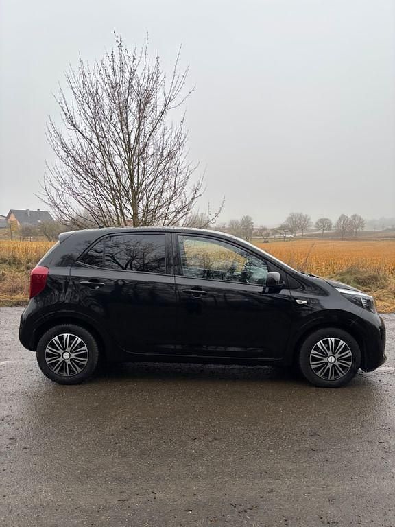 Schwarz Gebraucht 2020 Kia Picanto DREAM-TEAM Edition Kleinwagen | 11.900 € (Teuer) - Bild 1/4