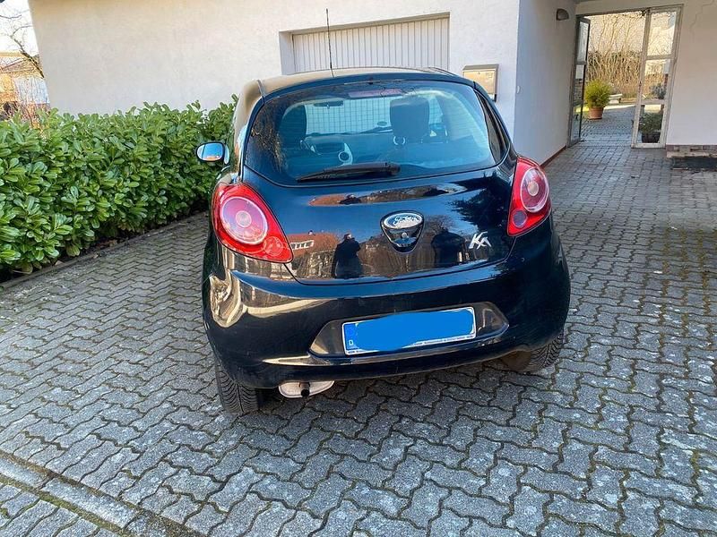 Gebraucht Ford Ka Trend 69 PS (50 kW) 2011 Schwarz Kleinwagen