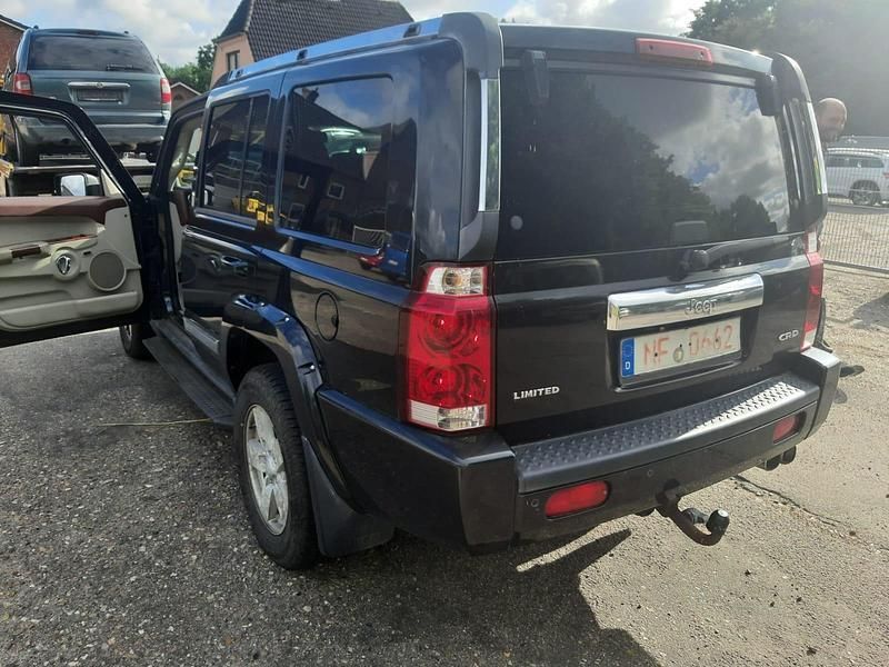 Schwarz Gebraucht 2006 Jeep Commander SUV | 4.500 € - Bild 1/4