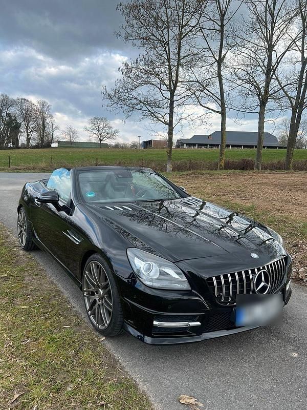 Gebraucht Mercedes SLK350 Style 306 PS (225 kW) 2011 Schwarz Cabrio