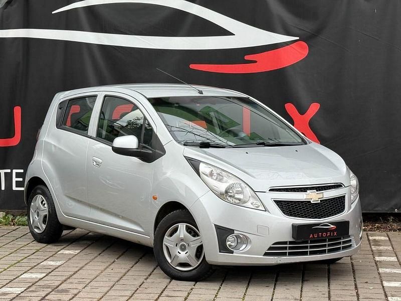 Silber Gebraucht 2010 Chevrolet Spark LS Kleinwagen | 2.990 € (Fairer Preis) - Bild 1/4