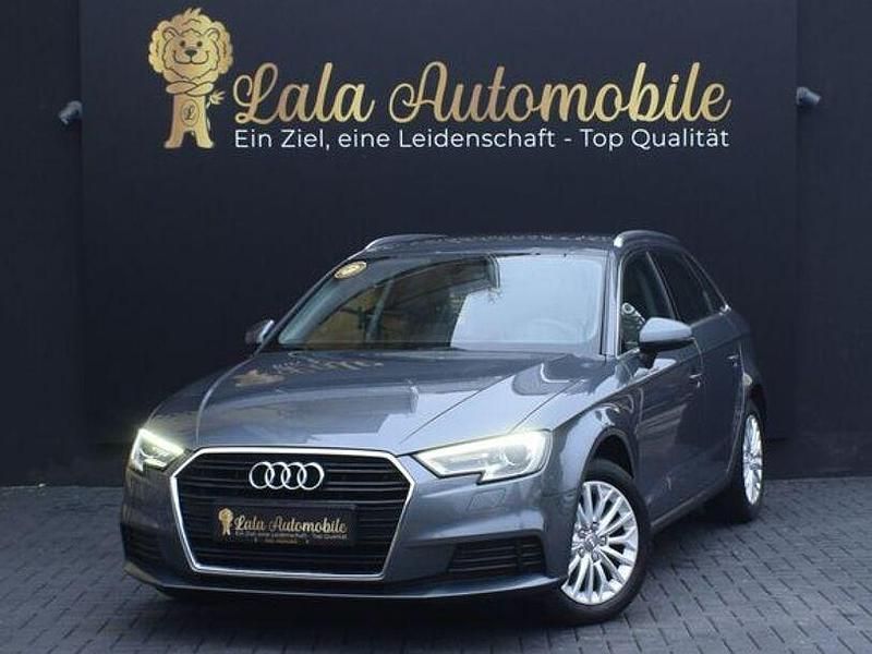 Gebraucht Audi A3 Comfort 150 PS (110 kW) 2018 Grau Limousine