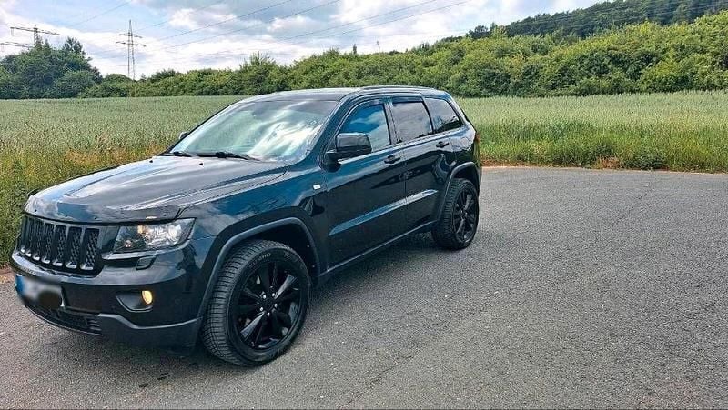 Gebraucht Jeep Grand Cherokee Overland 250 PS (183 kW) 2013 Schwarz SUV