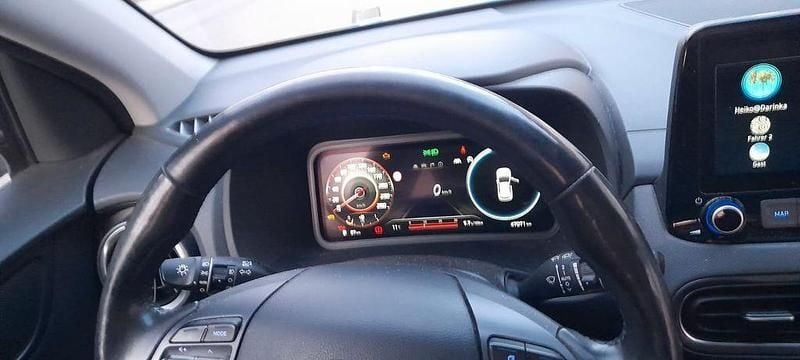 Gebraucht Hyundai Kona Edition 30+ 125 PS (91 kW) 2022 Blau SUV