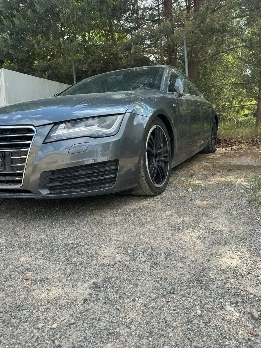 Gebraucht Audi A7 204 PS (150 kW) 2011 Silber Kleinwagen
