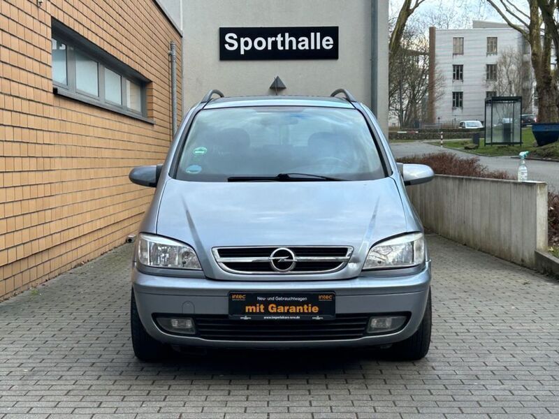 Gebraucht Opel Zafira Njoy 97 PS (71 kW) 2005 Silber Van / Kleinbus