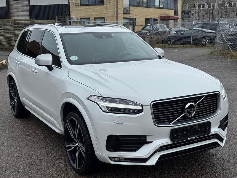 Gebraucht Volvo XC90 R-Design 235 PS (172 kW) 2017 Crystal white / metallic SUV