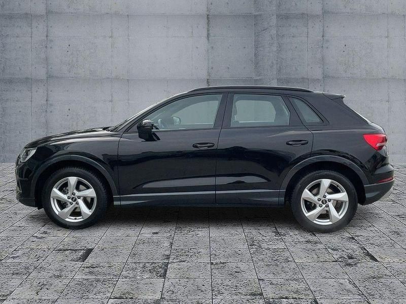 Gebraucht Audi Q3 Advanced Plus 150 PS (110 kW) 2023 Mythosschwarz metallic SUV