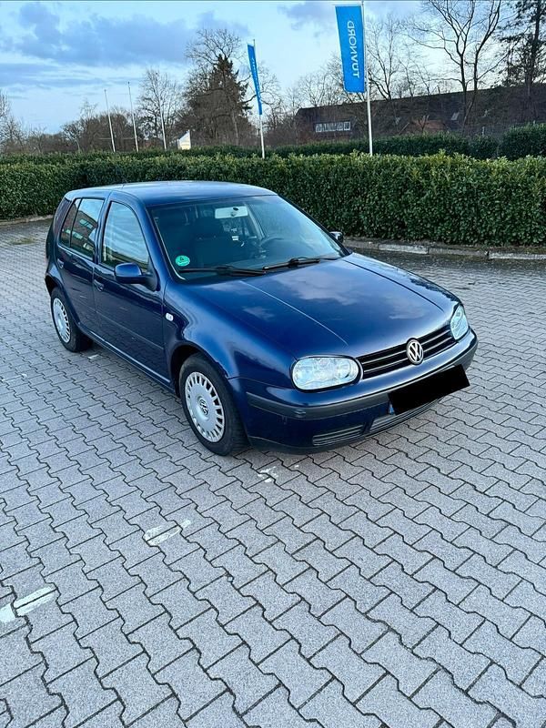 Gebraucht VW Golf IV 75 PS (55 kW) 2002 Blau Limousine
