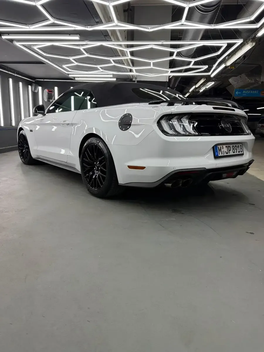 Gebraucht Ford Mustang GT 450 PS (330 kW) 2020 Weiß Cabrio