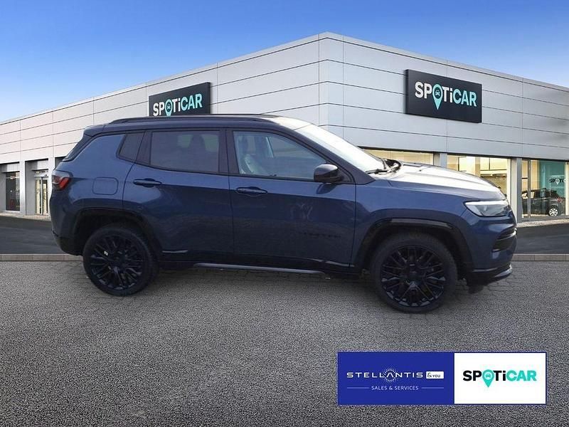 Second-hand Jeep Compass 131 CP (96 kW) 2023 Albastru SUV