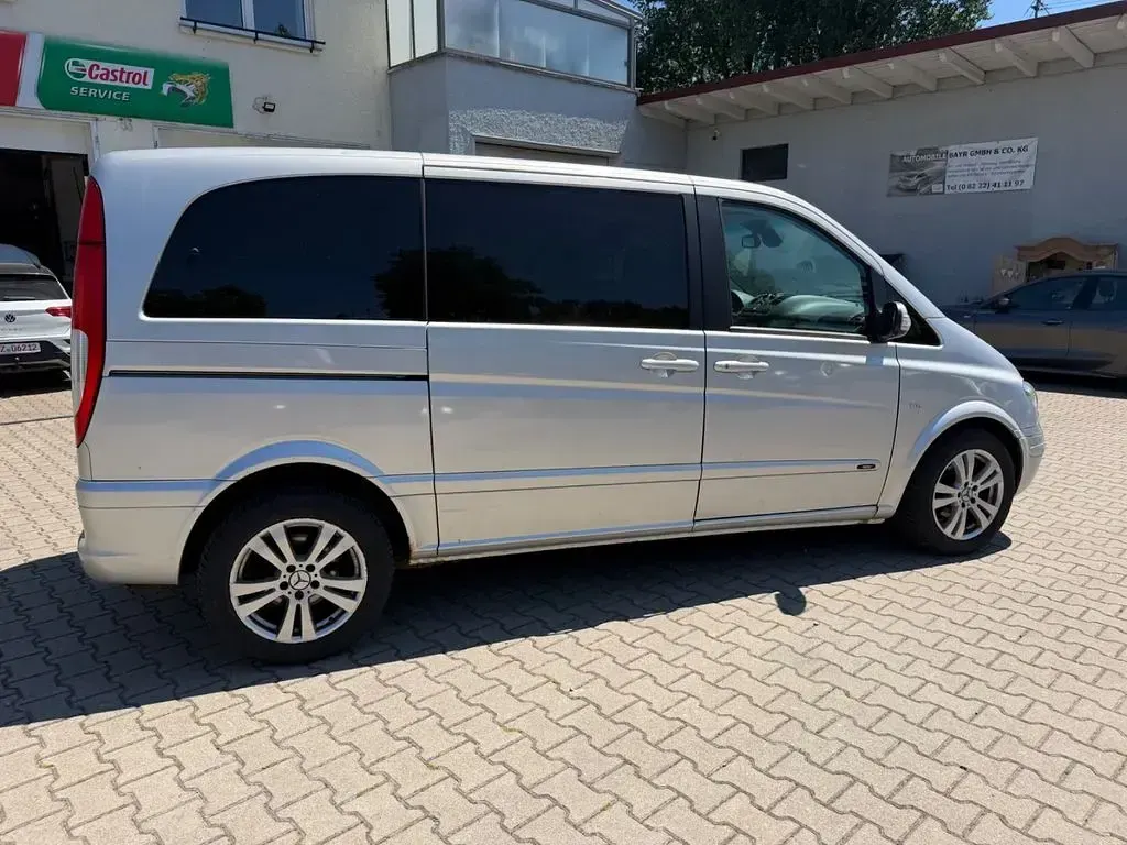Gebraucht Mercedes Viano 204 PS (150 kW) 2008 Silber Van / Kleinbus