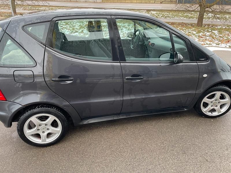 Gebraucht Mercedes A160 101 PS (74 kW) 2000 Grau Kleinwagen
